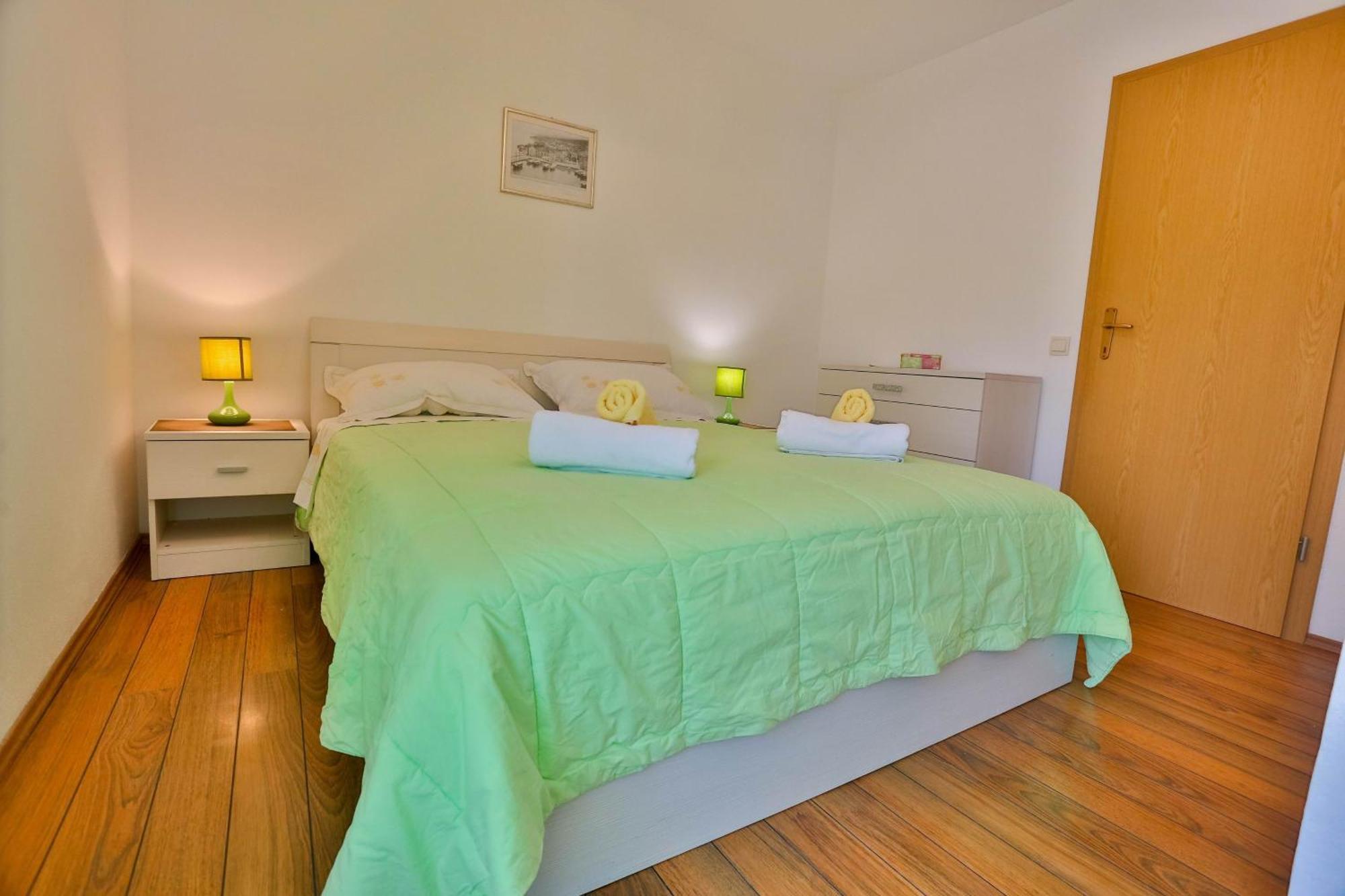 Apartments With A Parking Space Sutivan, Brac - 752 Habitación foto